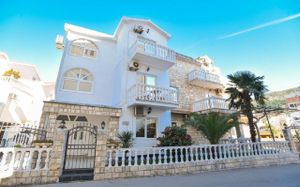 rooms ivanka 3*