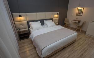 hotel history (ex. retro hotel) tbilisi 3*