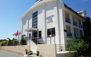 harmony side hotel 3*