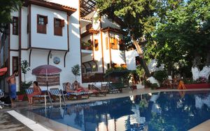 kaliptus otel 2*