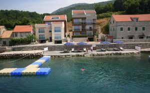 jelena villa & apartments 3*