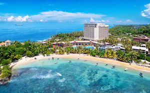 araliya beach resort & spa unawatuna 5*