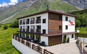 alpine lounge kazbegi 4*