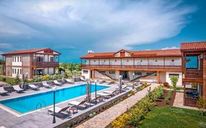 chateau mosmieri hotel & winery 4*