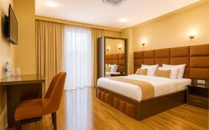 residence plaza 4*