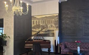 aura boutique hotel 3*