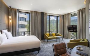 pullman tbilisi axis towers 5*