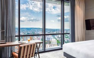 pullman tbilisi axis towers 5*