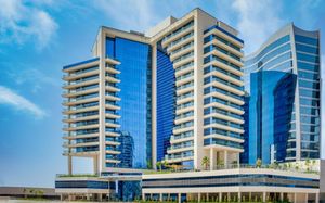 the first collection hotel business bay 4*