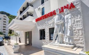 montenegrina hotel 4*