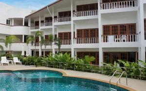 blue neptuna hotel patong by koko (ex. neptuna hotel by maduzi) 3*