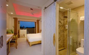 luau beach inn maldives 4*