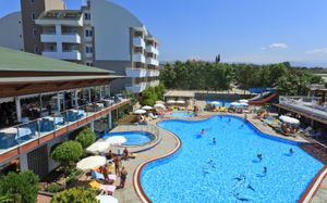 club mermaid village 4*