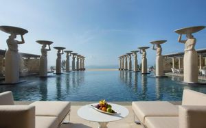 the mulia 5*