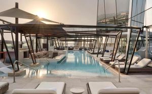 so uptown dubai 5*