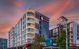 travelodge phuket town 4*