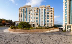 badamdar hotel and residences 5*