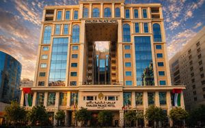 khalidia palace hotel dubai 5*
