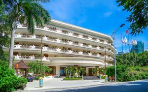 sanya yuhuayuan seaview hotel 4*