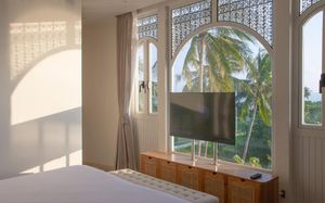 stone hotels dhiffushi 4*
