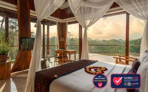 komaneka at tanggayuda 5*