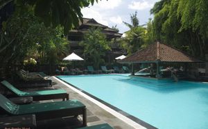 puri bambu hotel 3*