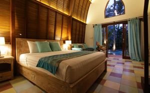 green bird villa 4*
