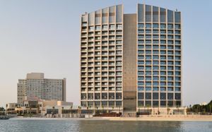 intercontinental abu dhabi residences 5*