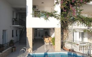 leut apartment