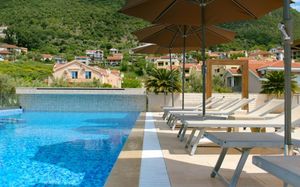 sun village apartment