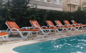 avisos hotel&apartments 2*
