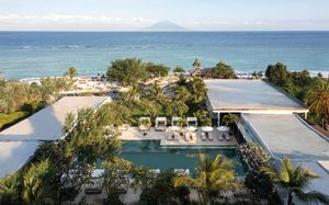 cocana resort gili trawangan 5*