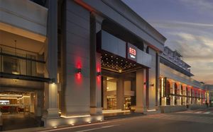 radisson red phuket patong beach 5*