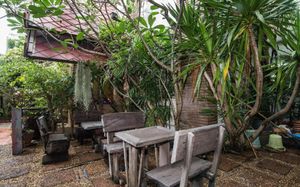 chada thai house 2*