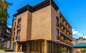 hotel citizen avlabari 4*