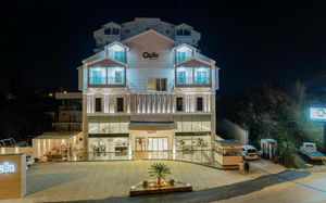 q ella beach side 4*