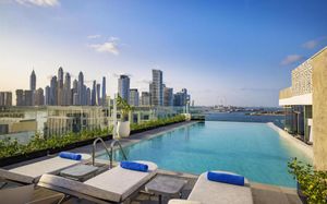 tumbi west palm beach hotel dubai, tapestry collection hilton 4*