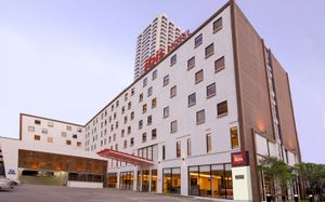 ibis sukhumvit soi 4 3*
