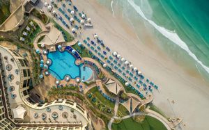 fairmont ajman 5*