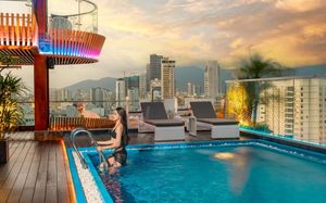 mercy emerald hotel danang 4*