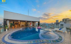 merry land hotel da nang 4*