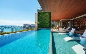 champton nha trang 5*