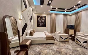 royal mansion 4*