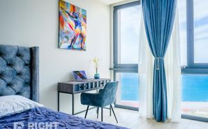 next white rightapart 3*