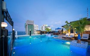 the sail hotel - my khe beach 4*