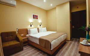hotel date 3*