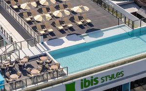 ibis styles phuket bangtao 4*