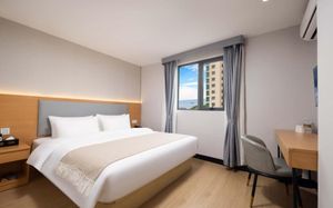 sanya guanhailou hotel 2*