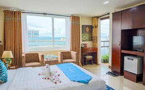 dmz hotel hue 2*
