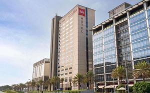 ibis one central hotel 3*